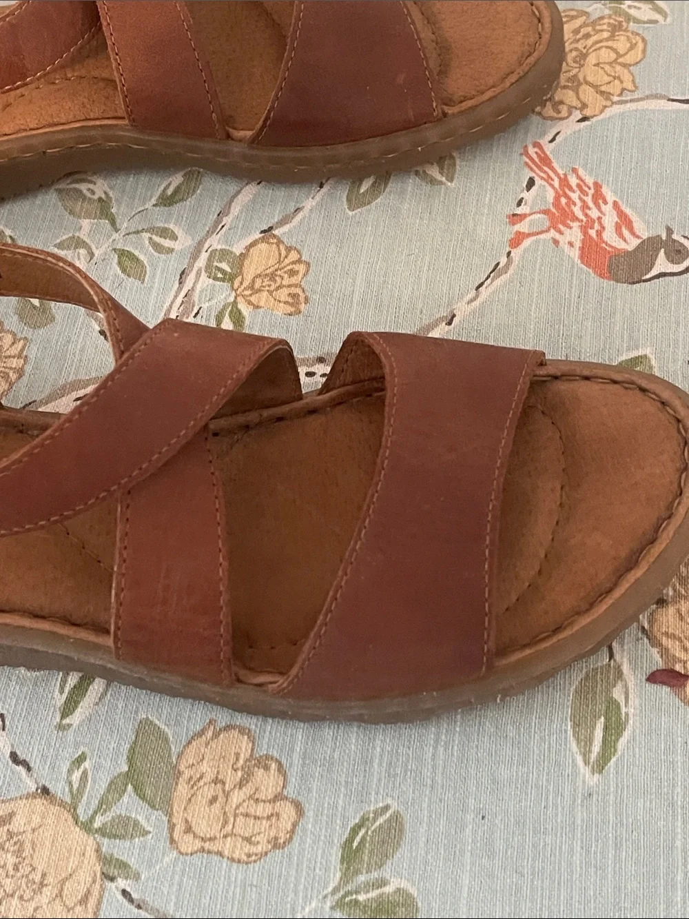 NWT Born Kailee Light Brown Leather Strappy Slingback Sandals